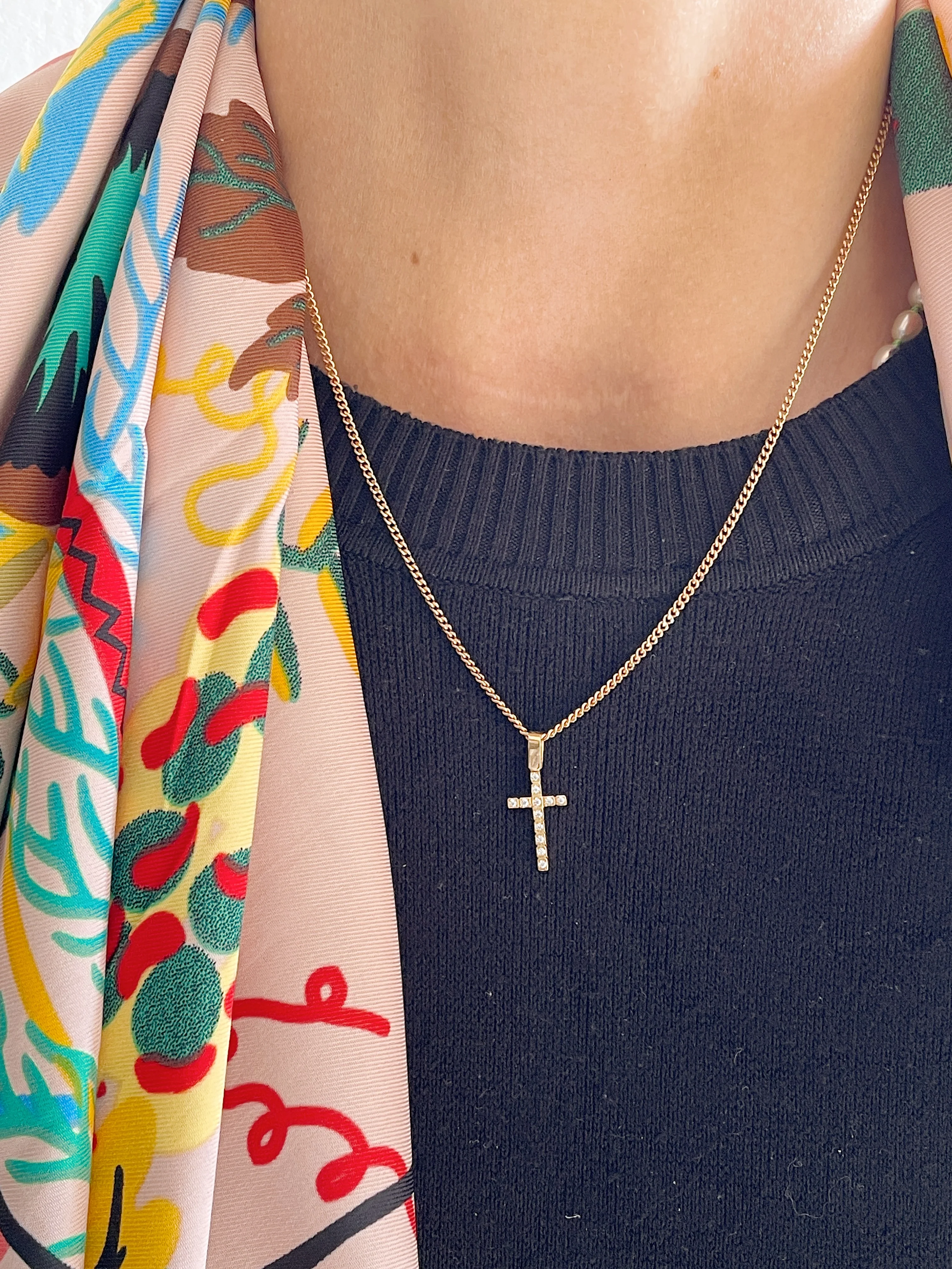 19.25k Yellow Gold Paver Cross - Image 2