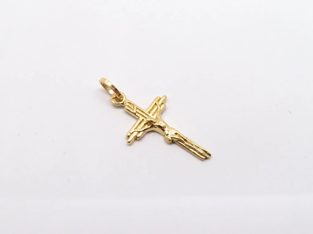 19.25k Yellow Gold Lined Cross