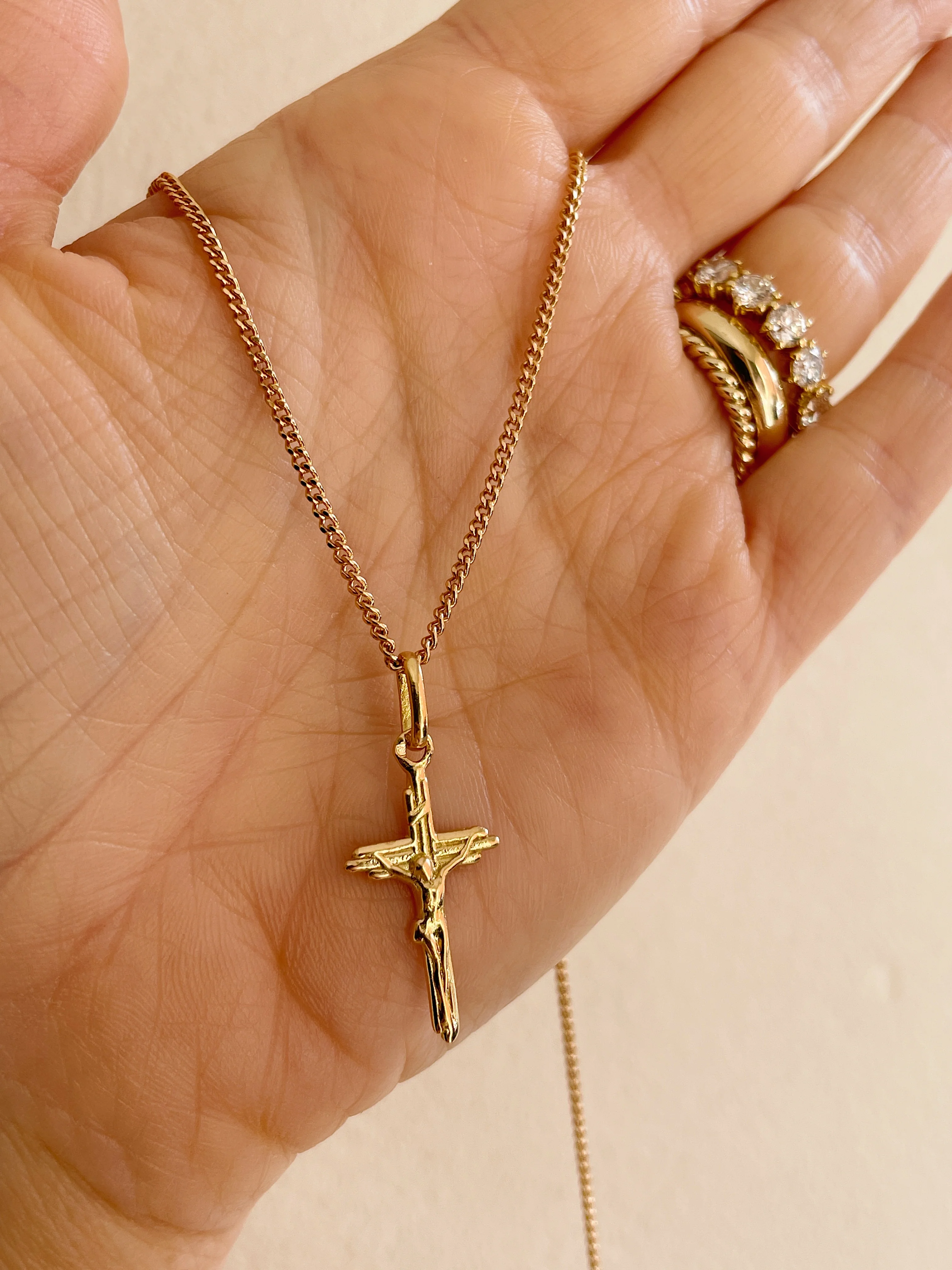 19.25k Yellow Gold Lined Cross - Image 5