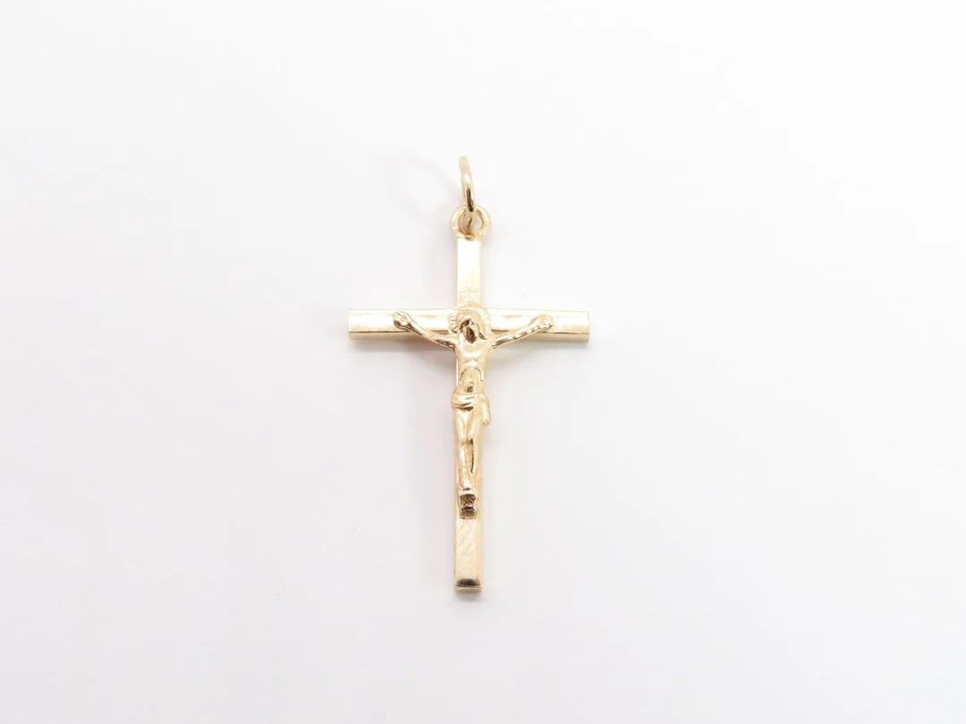19.25k Yellow Gold Solid Traditional Squared Cross - Image 4