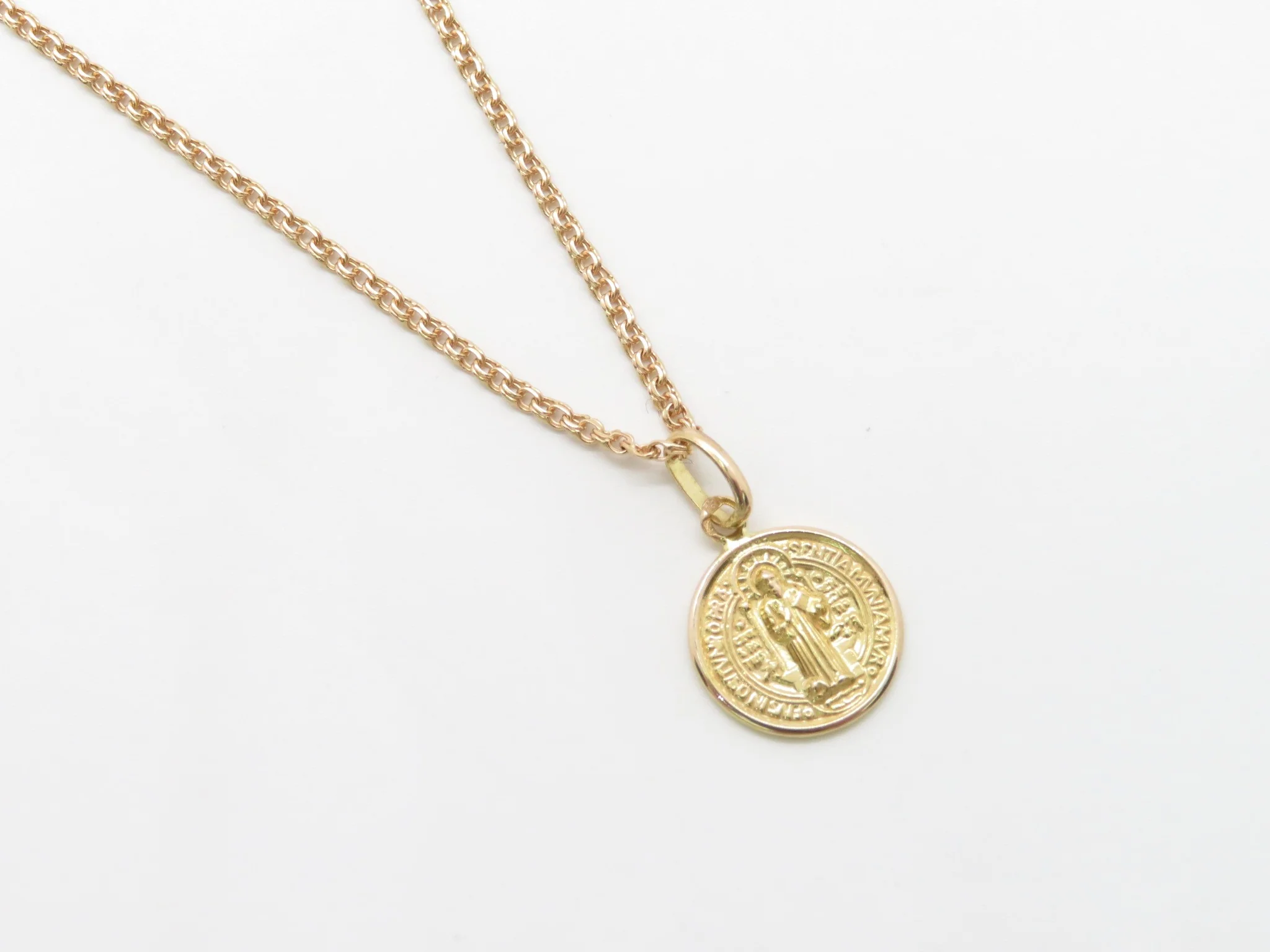 19.25k Yellow Gold St. Benedict Medal - Image 4