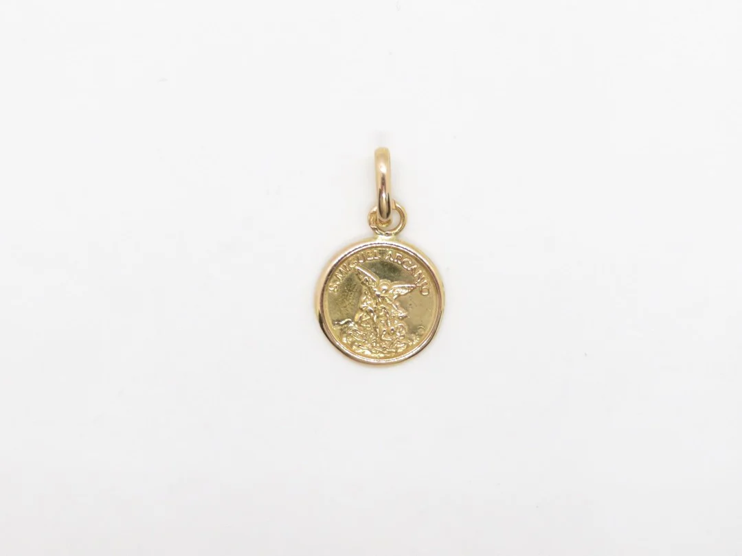 19.25k Yellow Gold St. Michael Medal - Image 3