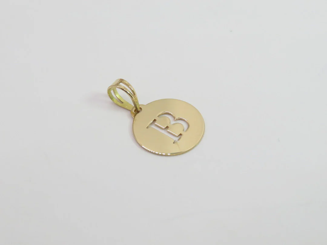 19.25k Yellow Gold Stencil Initial Pendant - Image 3