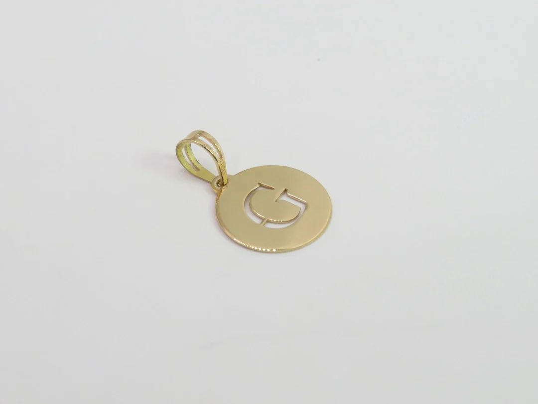 19.25k Yellow Gold Stencil Initial Pendant - Image 7