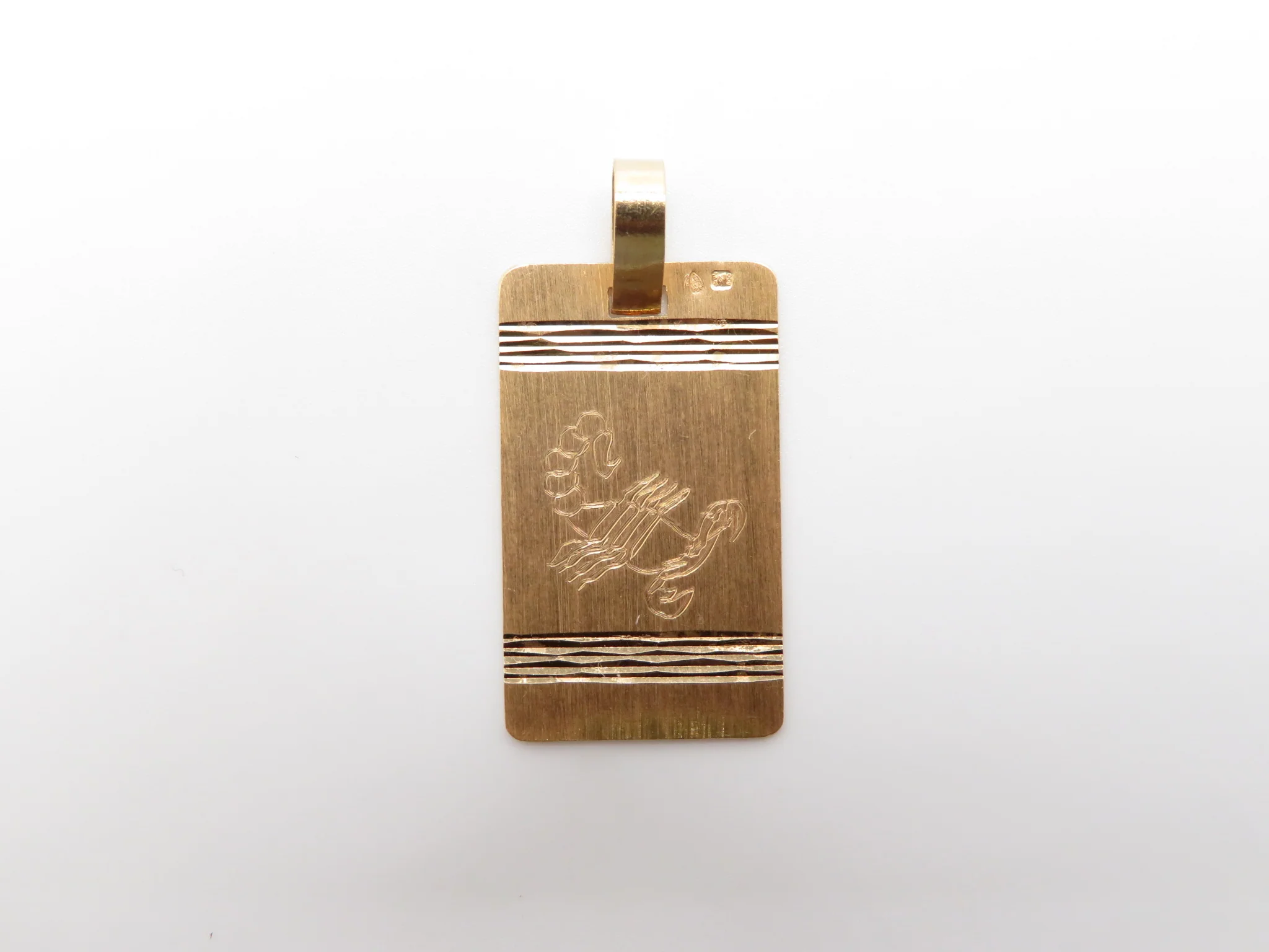 19.25k Yellow Gold Tag Zodiac Pendant - Image 8