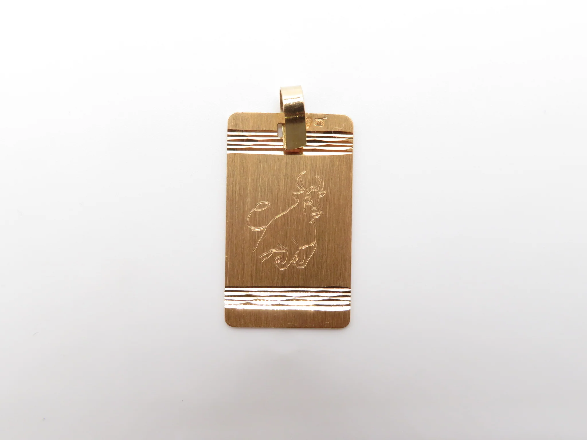 19.25k Yellow Gold Tag Zodiac Pendant - Image 9