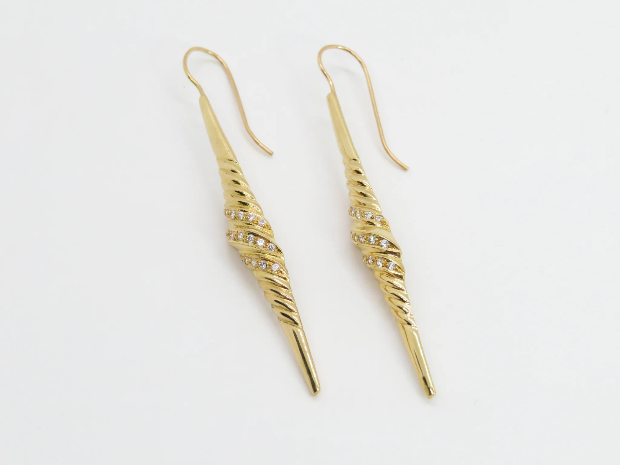 19.25k The Marilyn Drop Earrings - Image 3