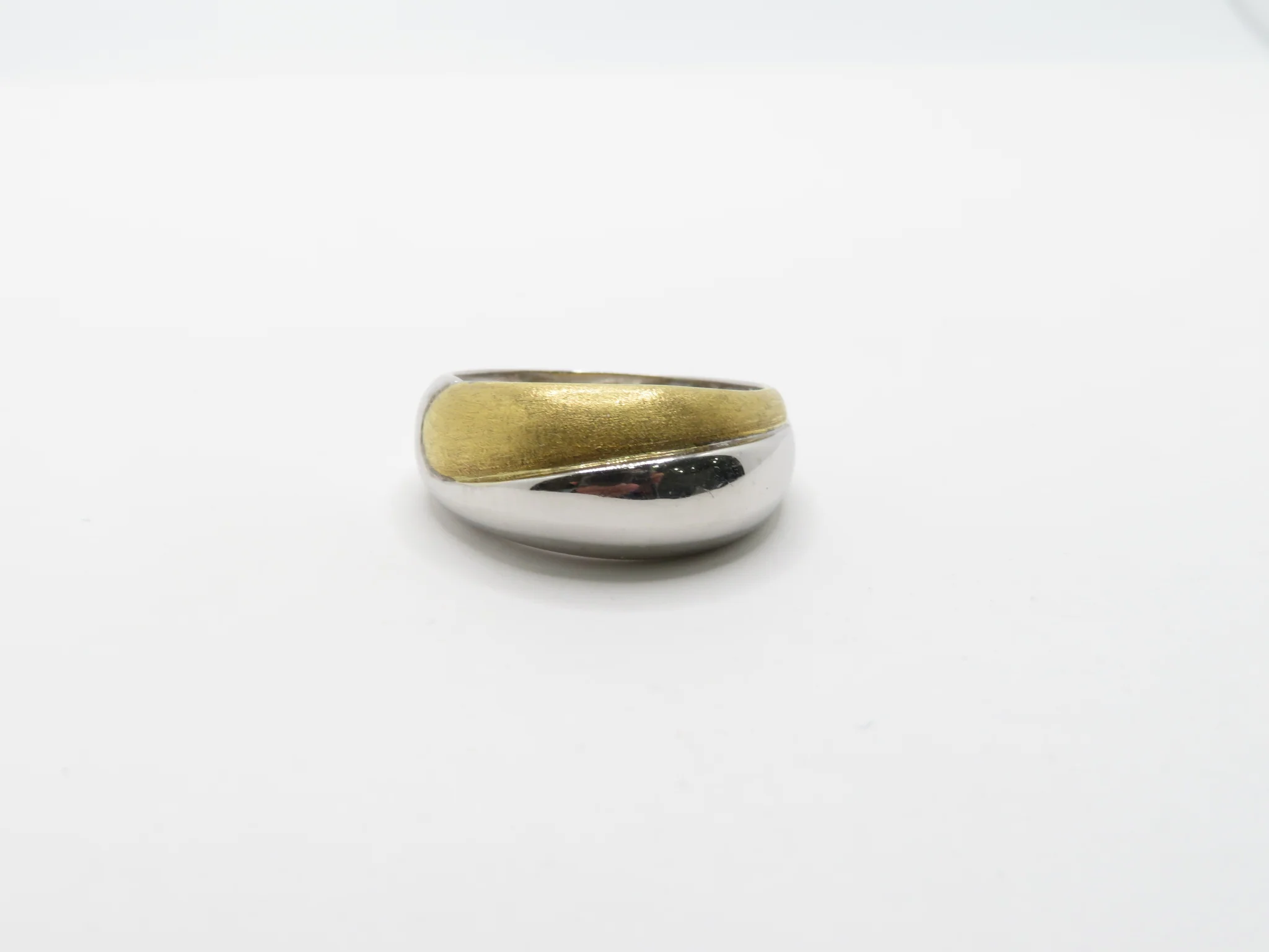 19.25k Two Tone High Domed Ring