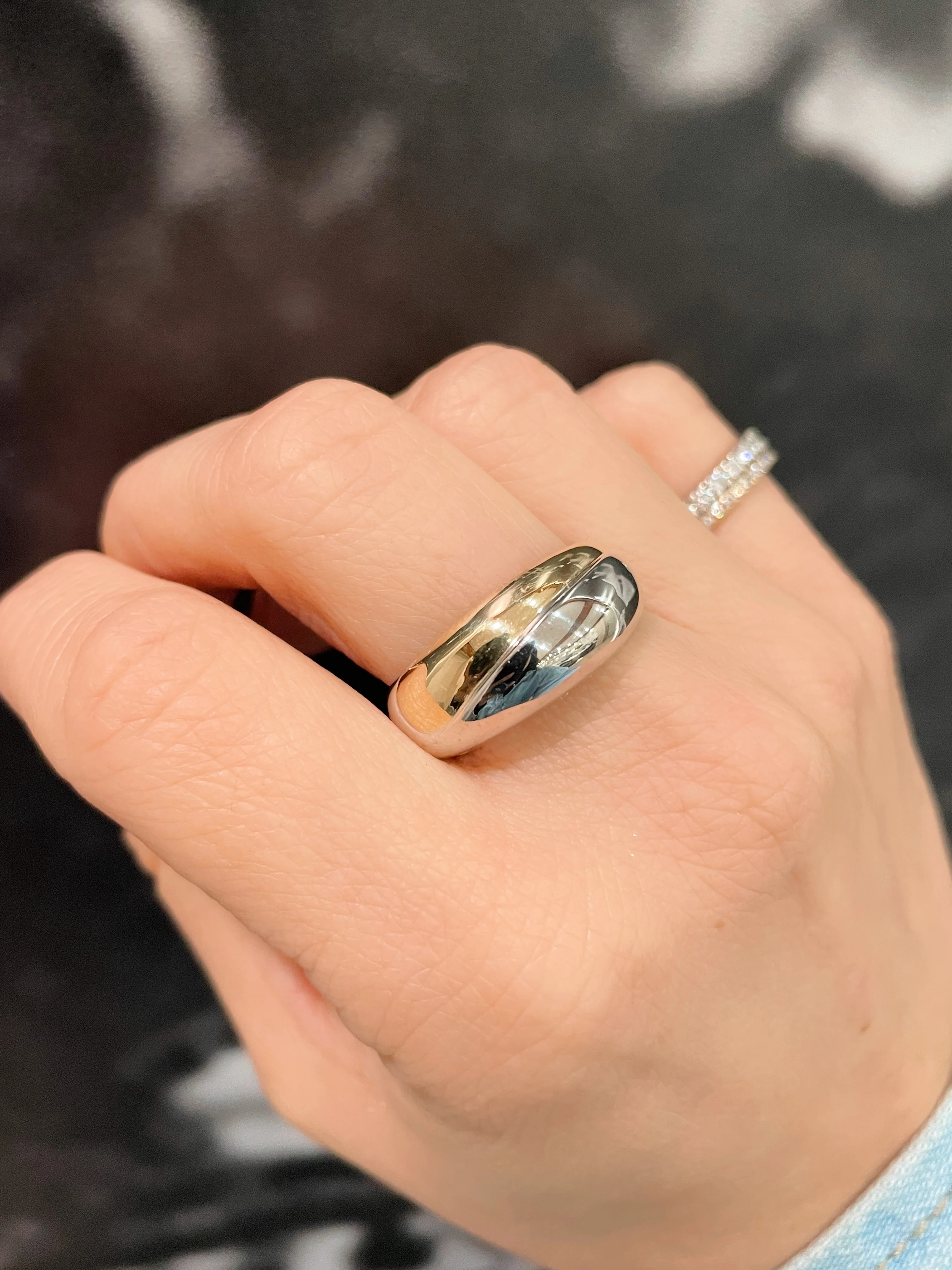 19.25k Two Tone High Domed Ring - Image 2