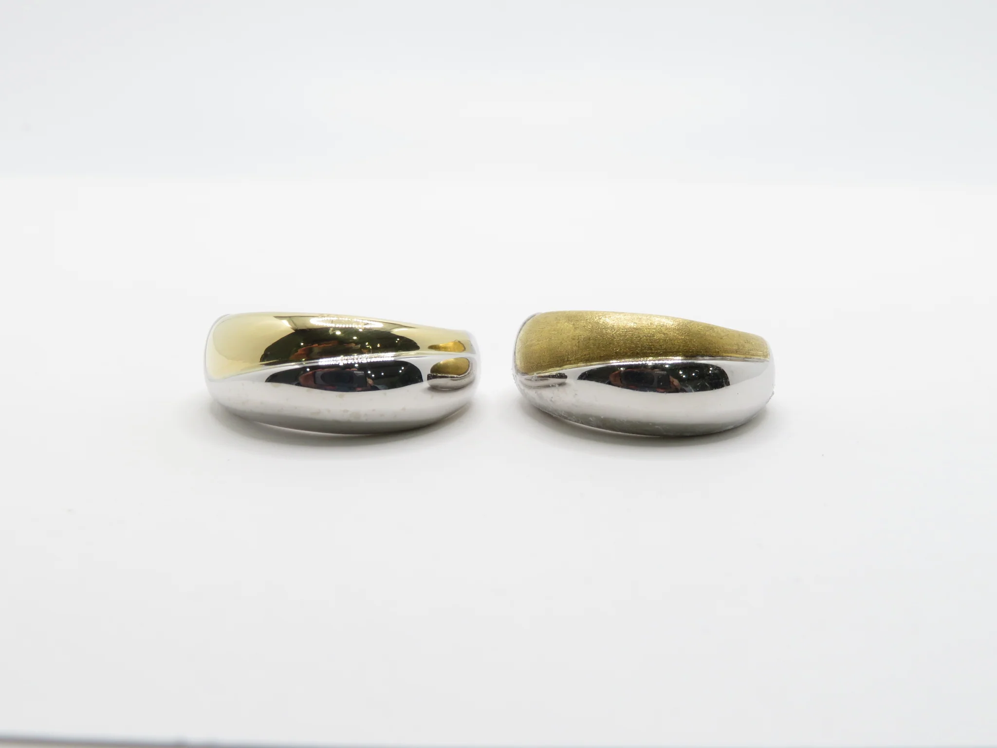 19.25k Two Tone High Domed Ring - Image 4