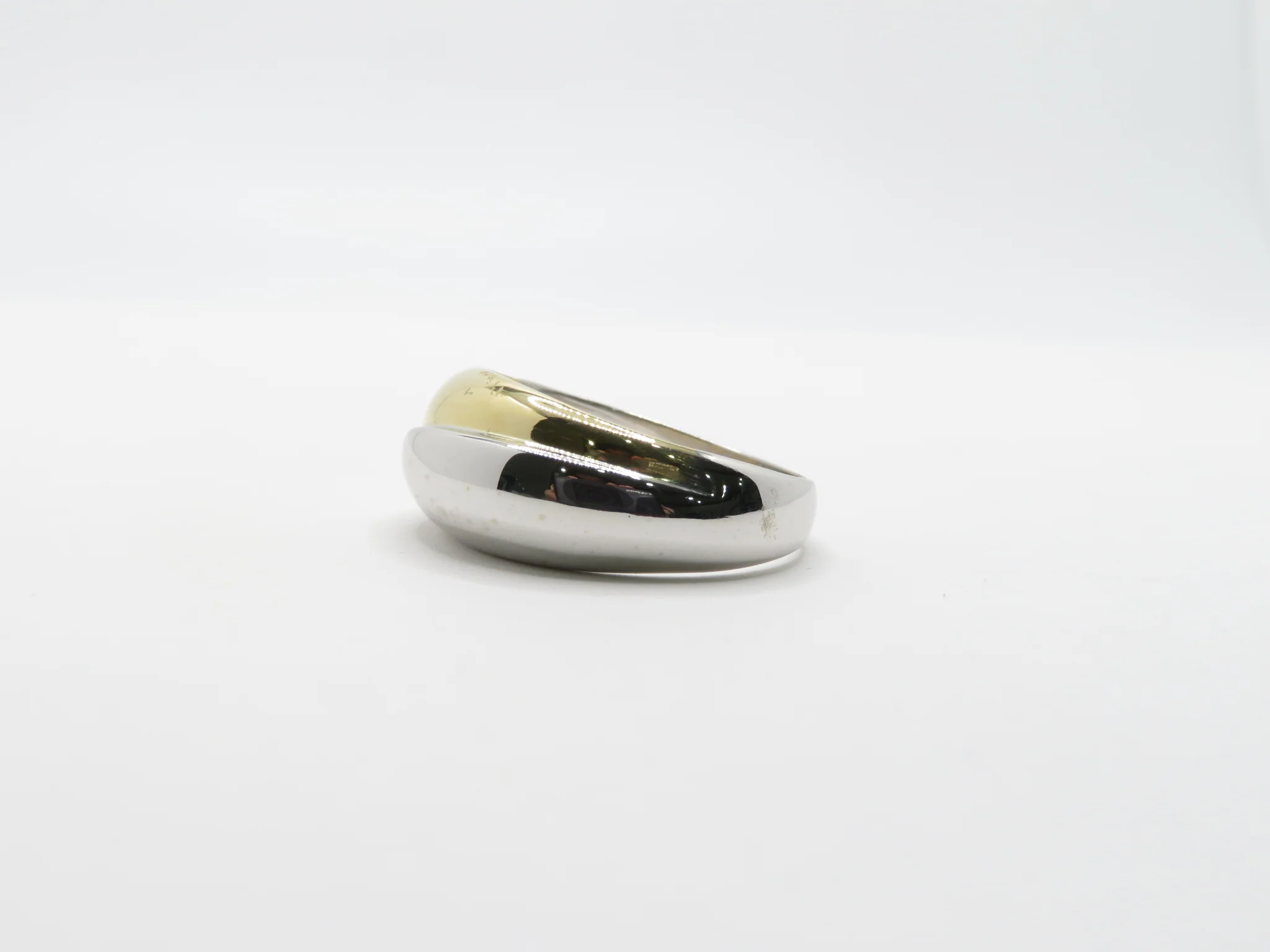 19.25k Two Tone High Domed Ring - Image 7