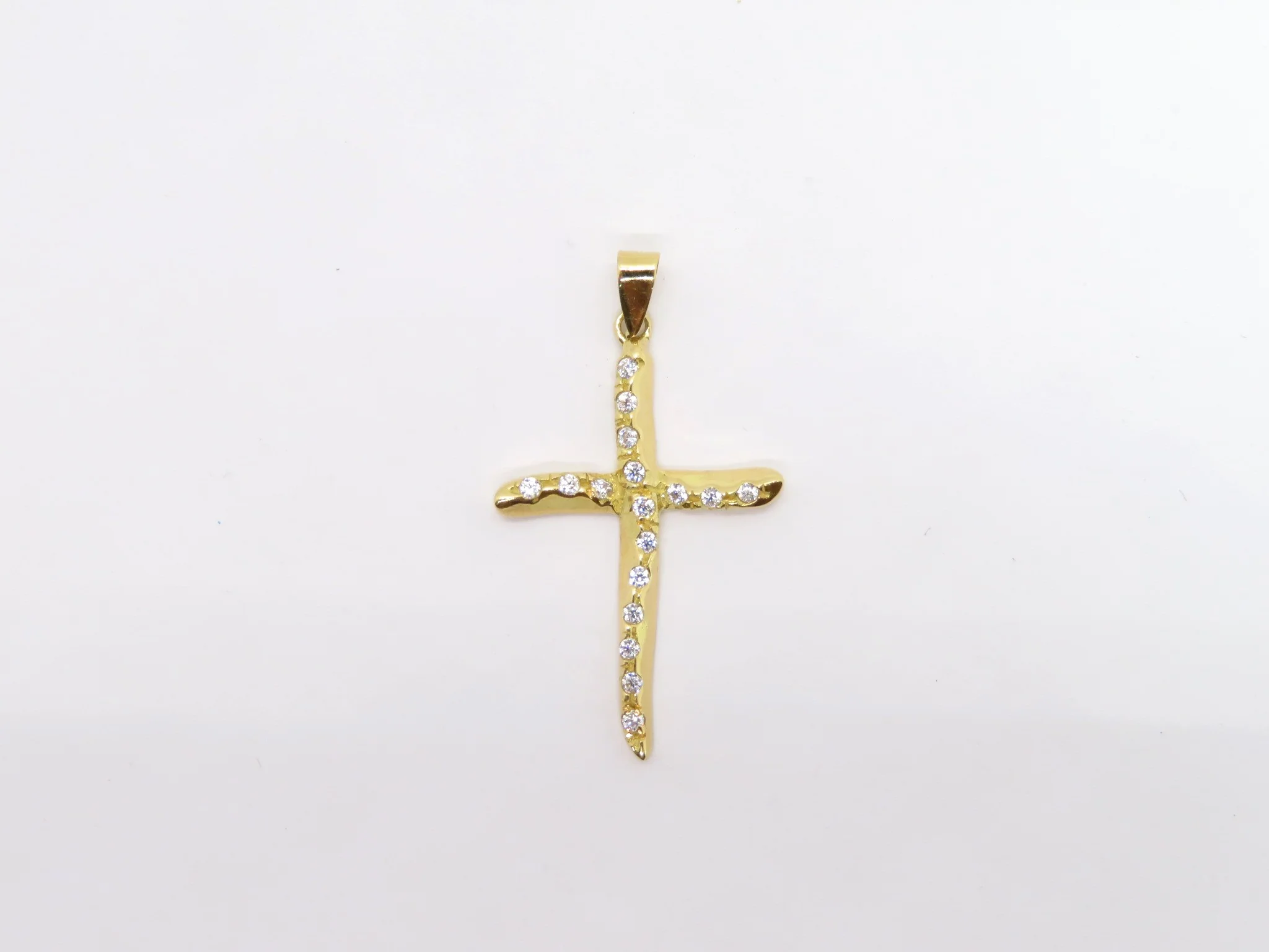 19.25k Yellow Gold Ripple Cross - Image 2