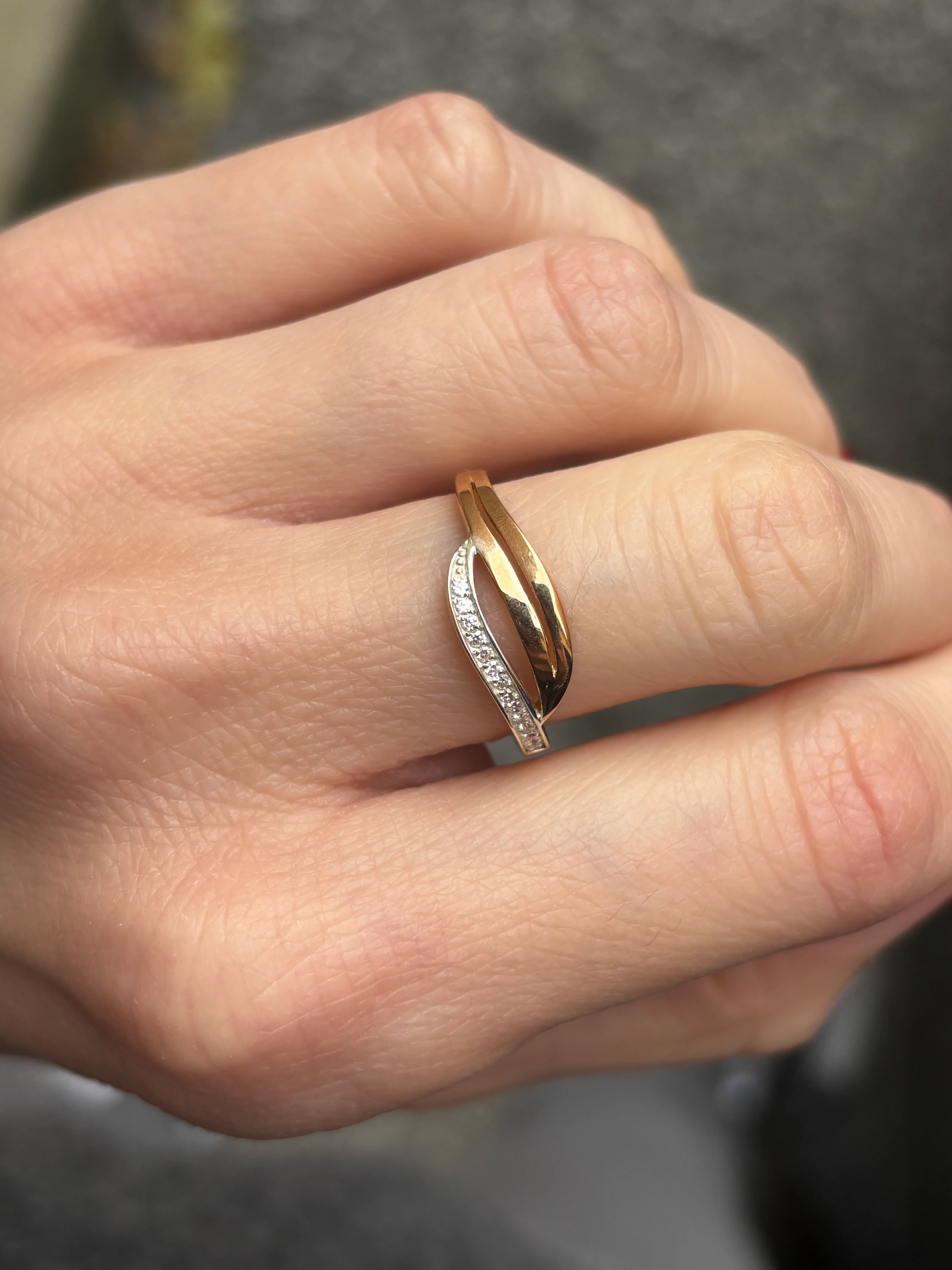 19.25k Yellow Gold Wave CZ Ring - Image 2
