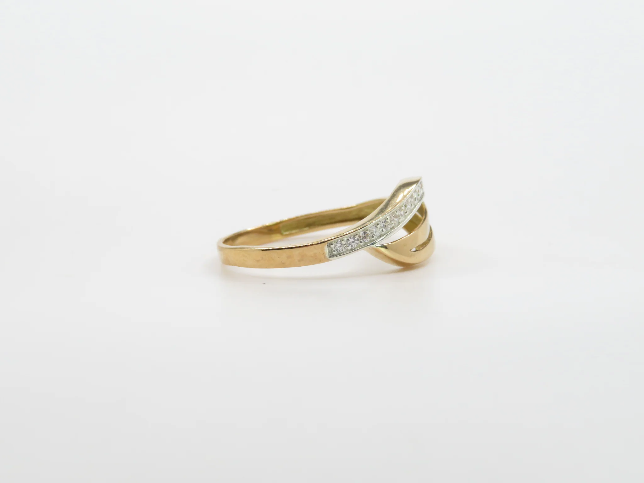 19.25k Yellow Gold Wave CZ Ring - Image 3