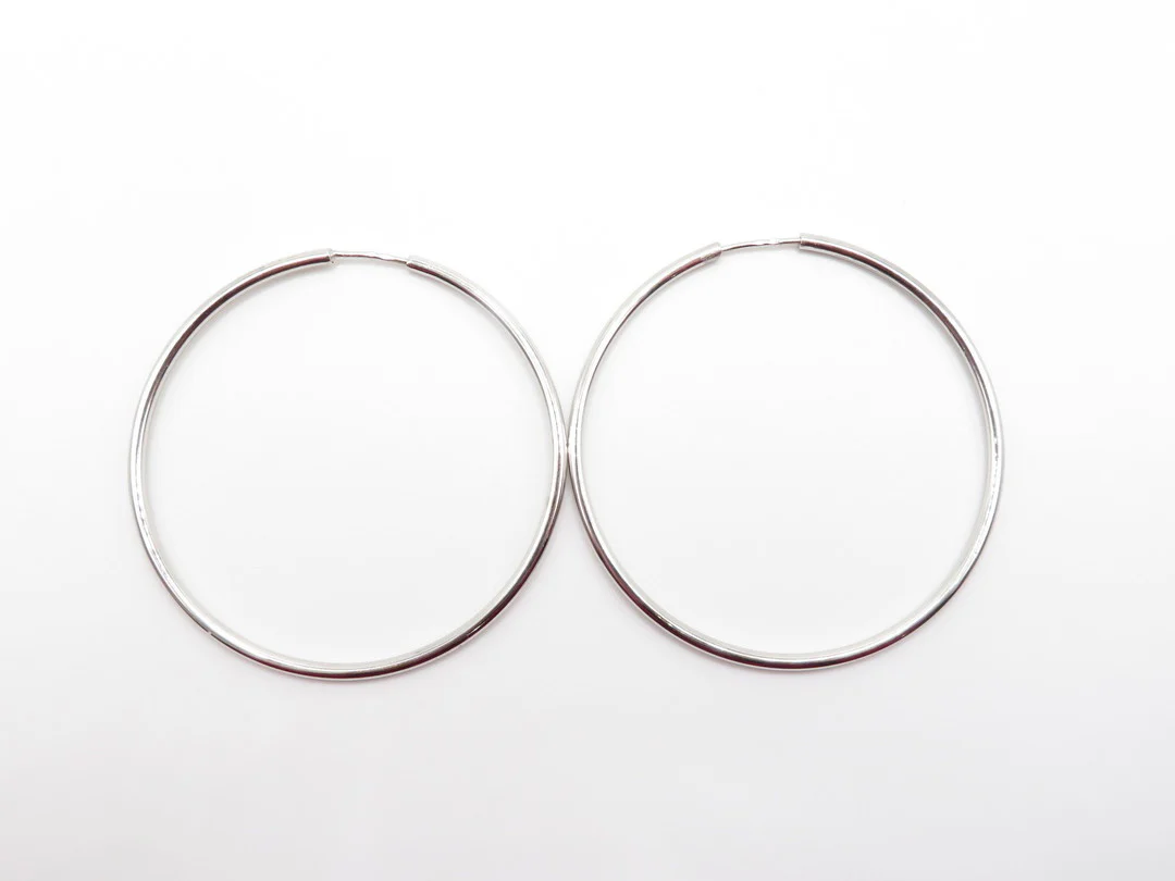 19.25k White Gold Large Sleeper Hoops - Image 10