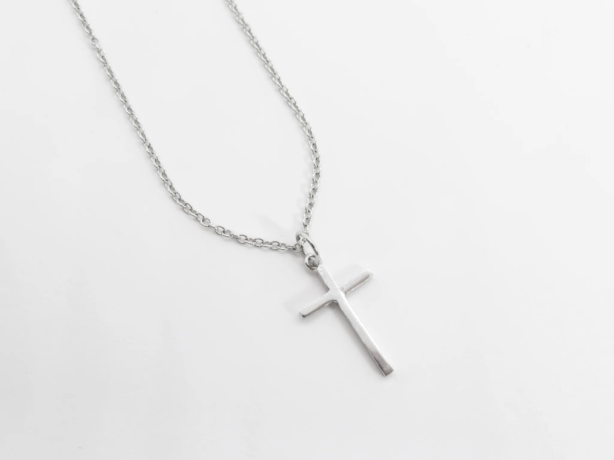 19.25k White Gold Squared Cross - Image 3