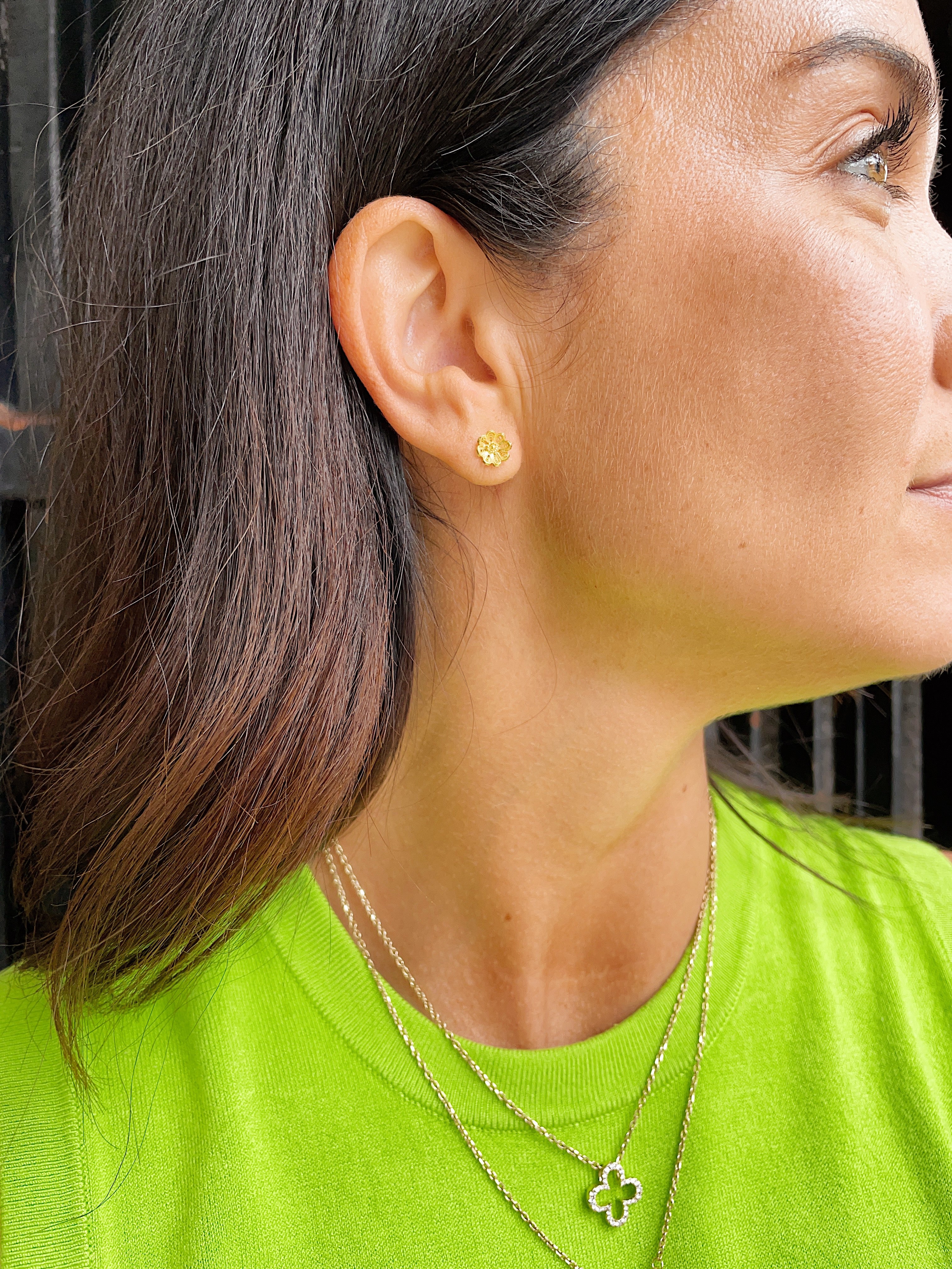 19.25k Yellow Gold Floral Filigree Studs - Image 4