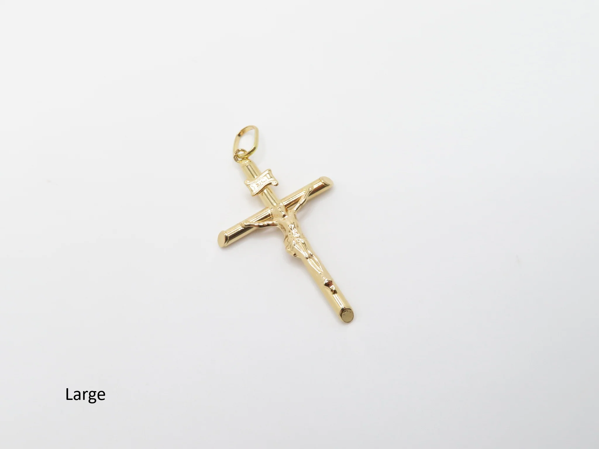 19.25k Yellow Gold Hollow Beveled Crucifix Pendant - Image 8