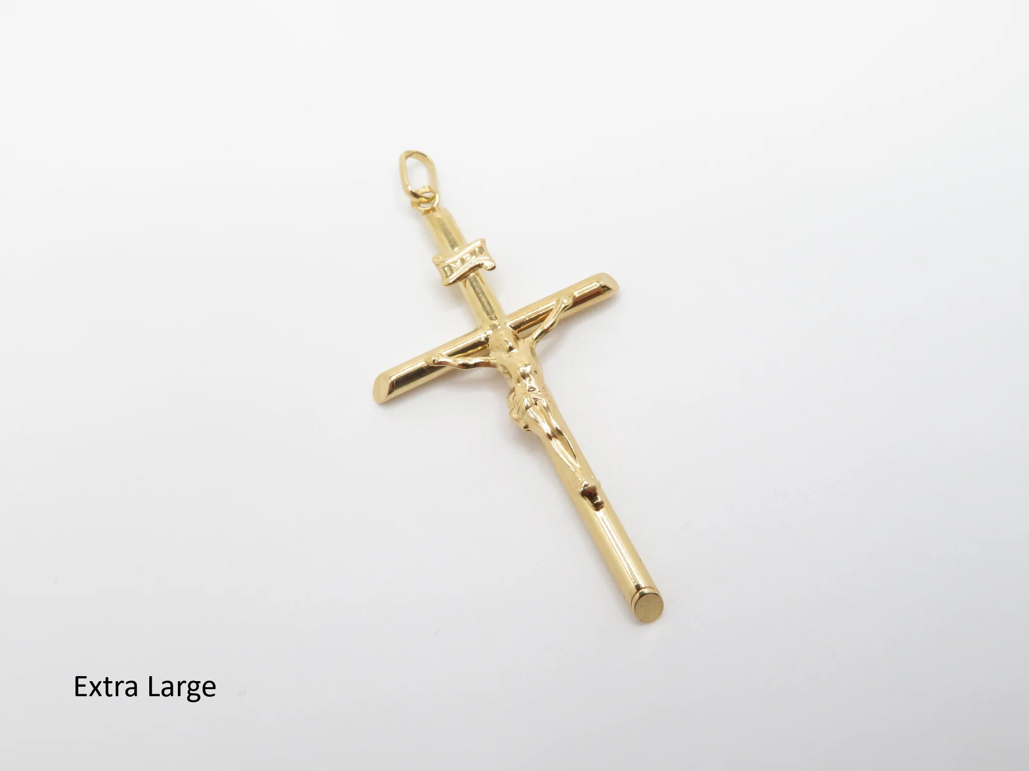 19.25k Yellow Gold Hollow Beveled Crucifix Pendant - Image 9