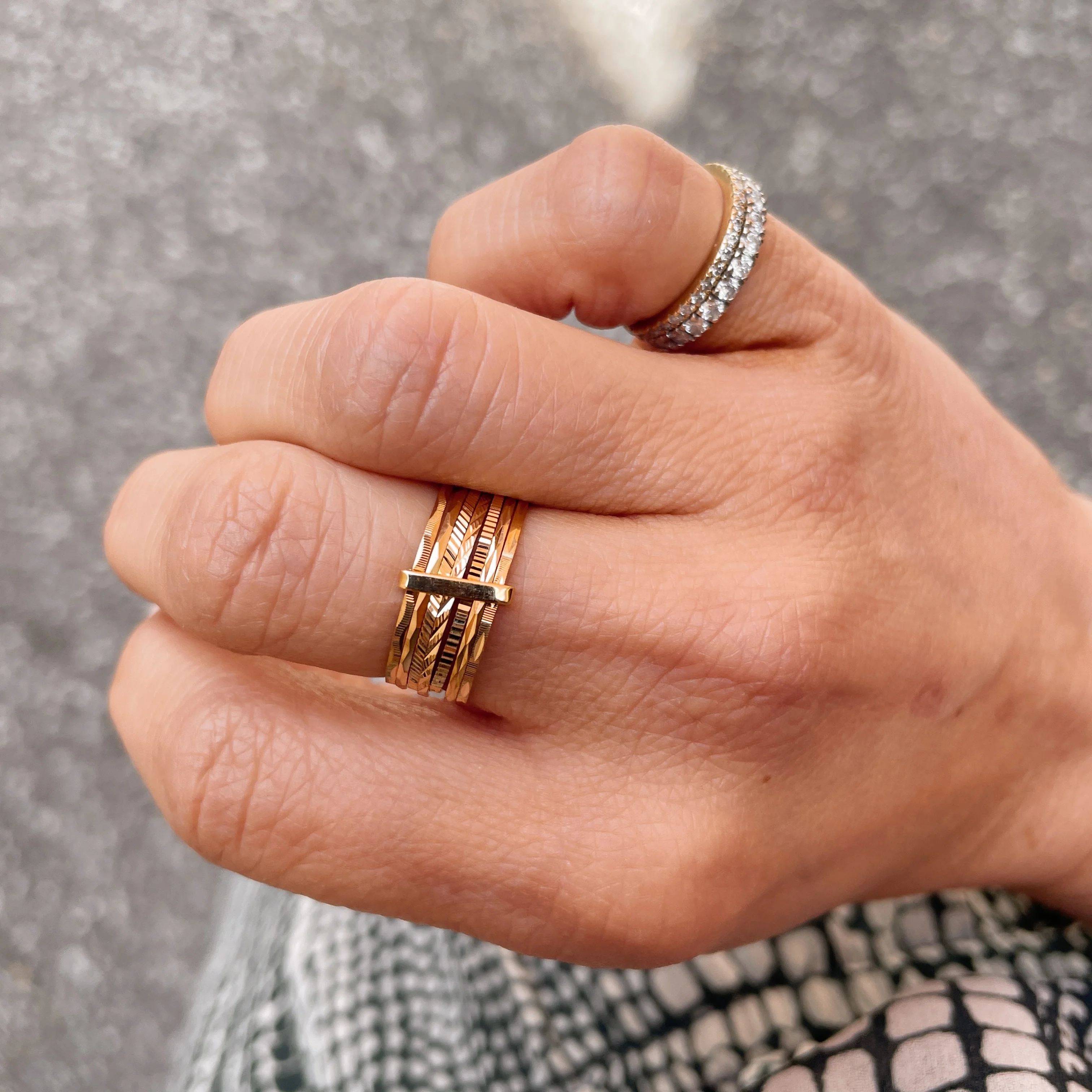 19.25k Yellow Gold Seven Day Ring without Heart - Image 3