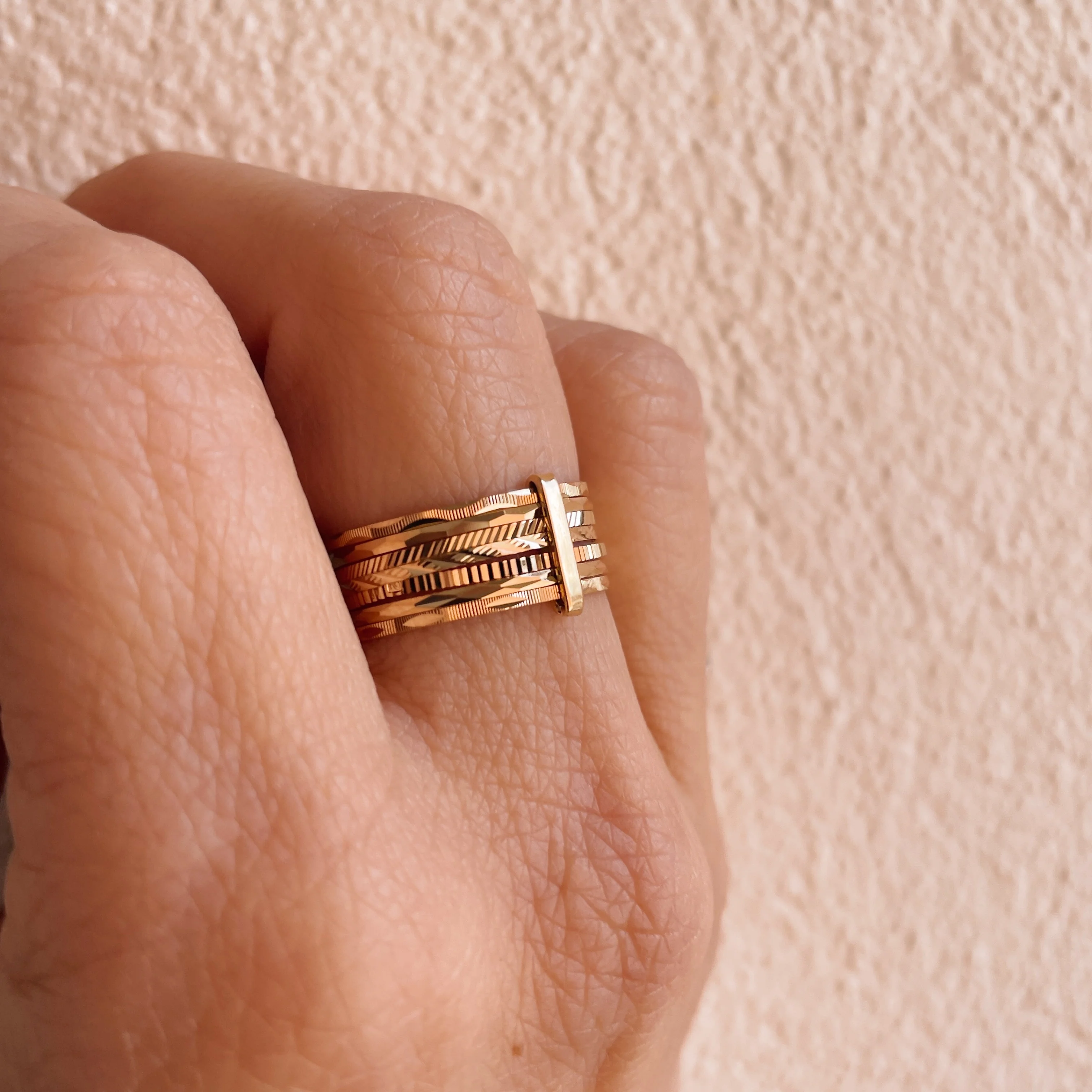 19.25k Yellow Gold Seven Day Ring without Heart - Image 6