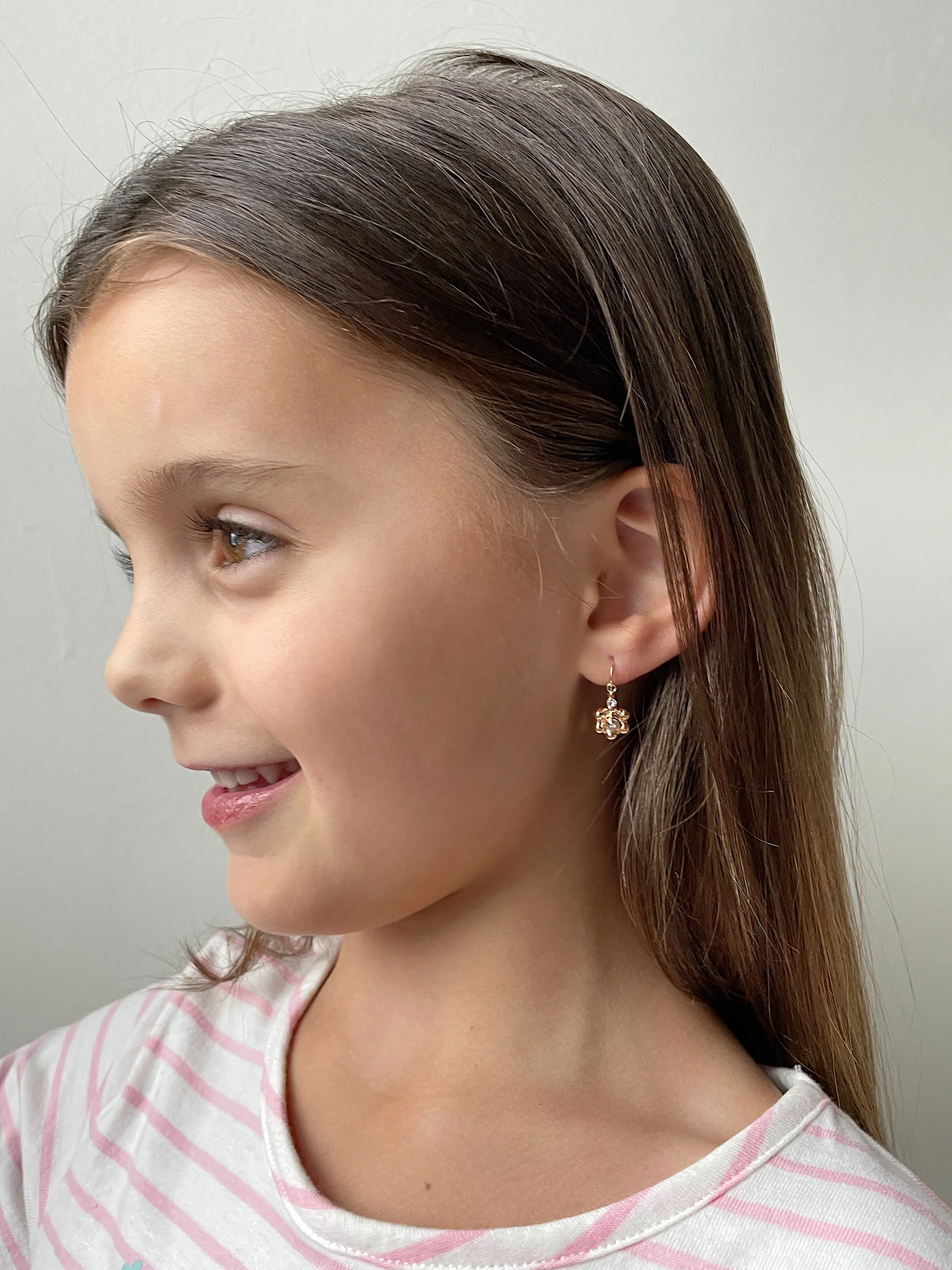 19.25k Yellow Gold Daisy Drop Earrings - Image 2