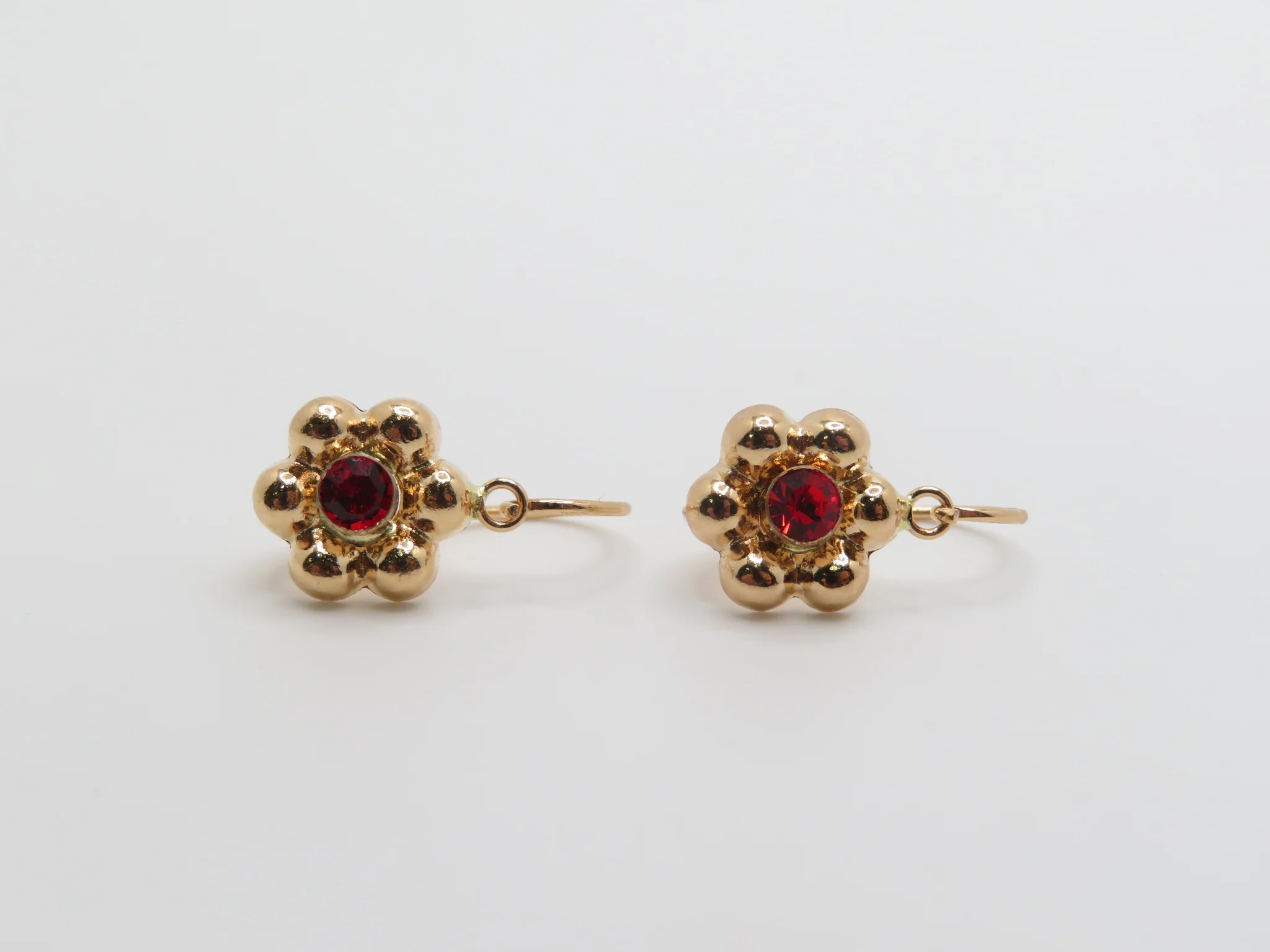 19.25k Yellow Gold Daisy Drop Earrings - Image 3