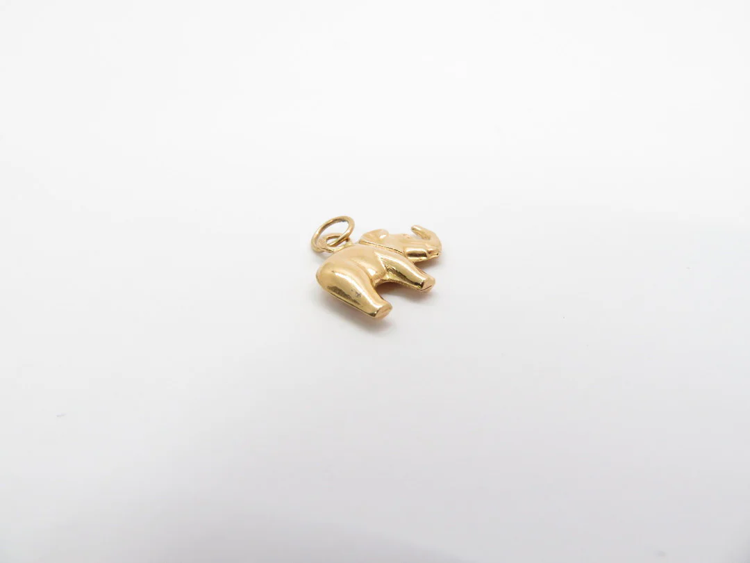 19.25k Yellow Gold Elephant Charm - Image 3