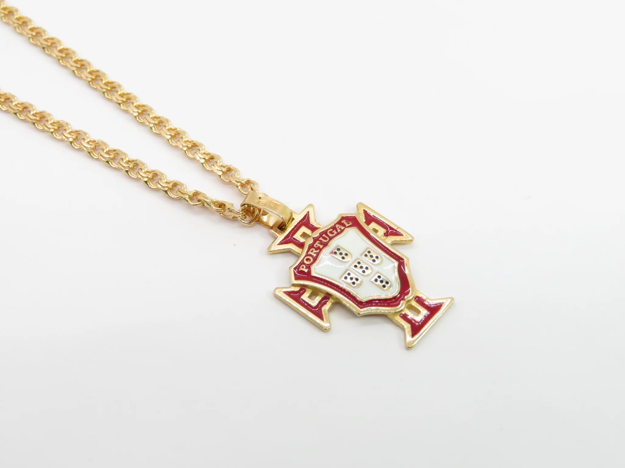 19.25k Yellow Gold Enamel Portuguese Crest - Image 3