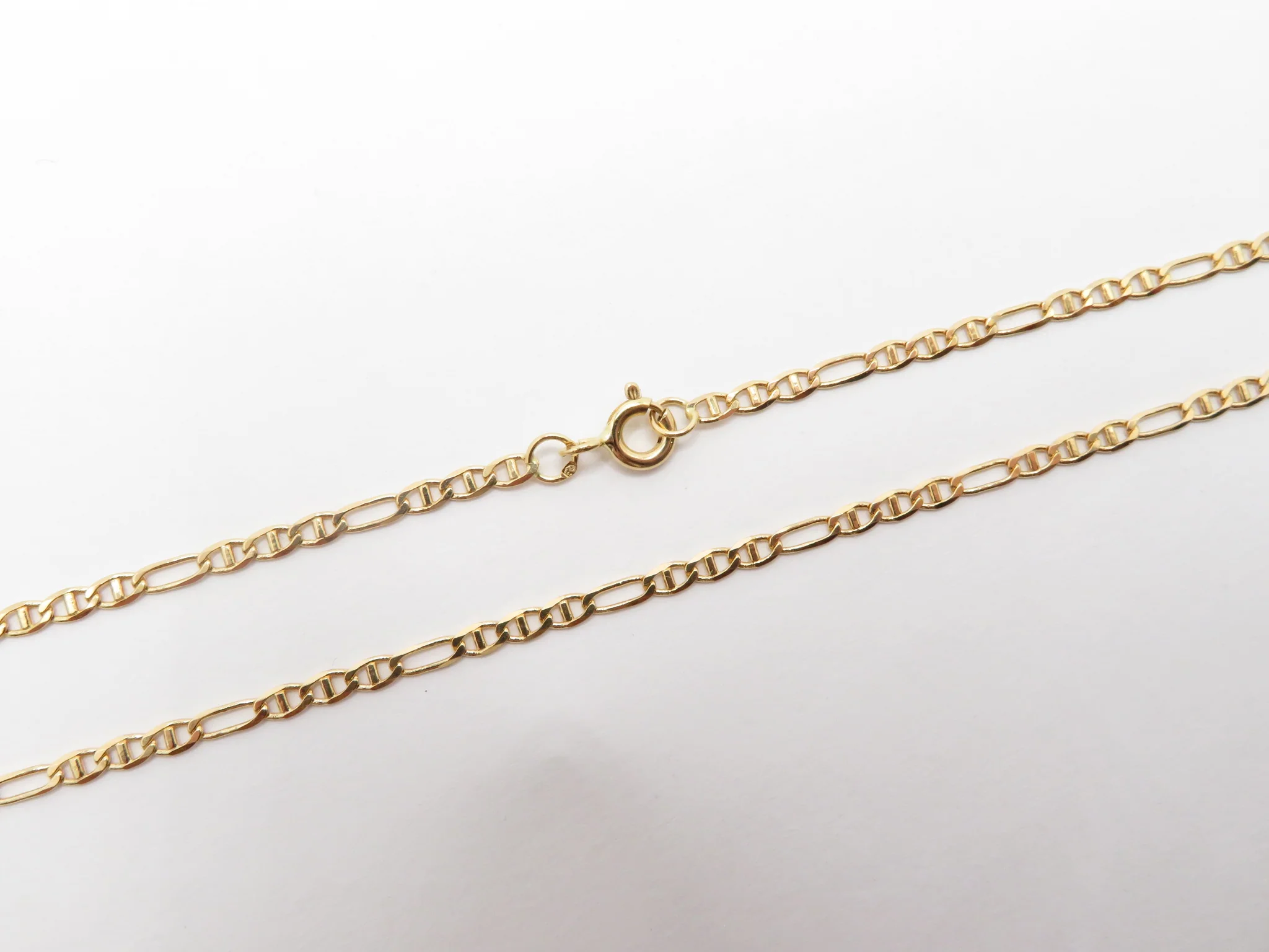 19.25k Yellow Gold Flat Anchor Figaro Link Necklace - Image 6