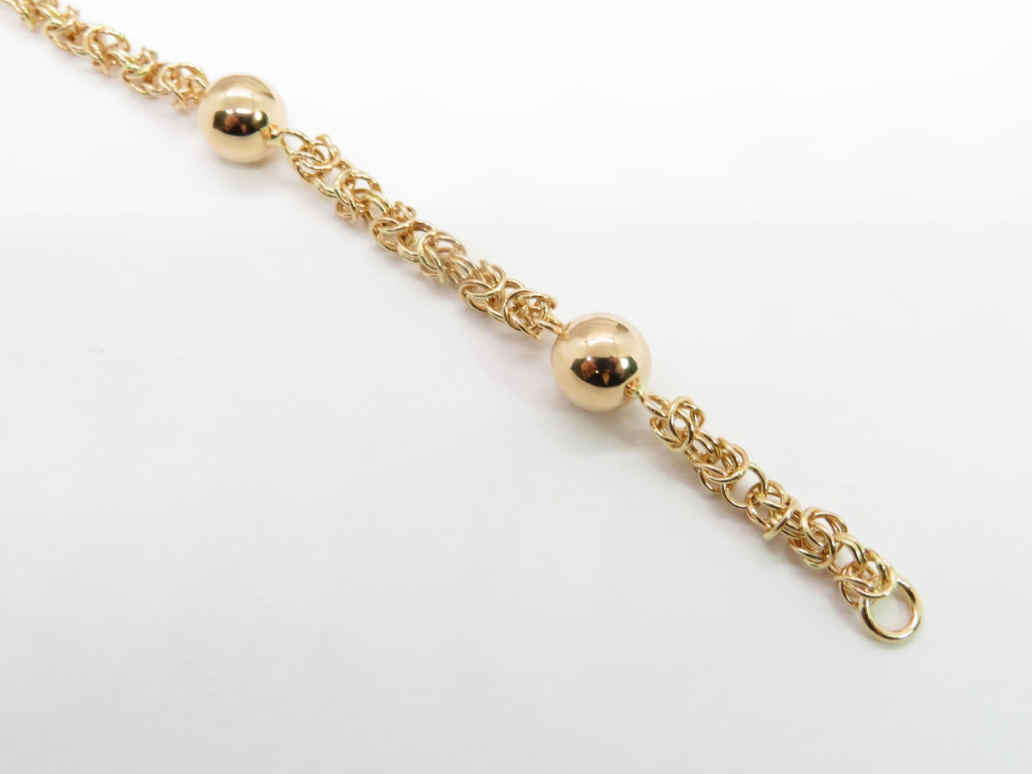 19.25k Yellow Gold Interlocking Ball Bracelet - Image 3