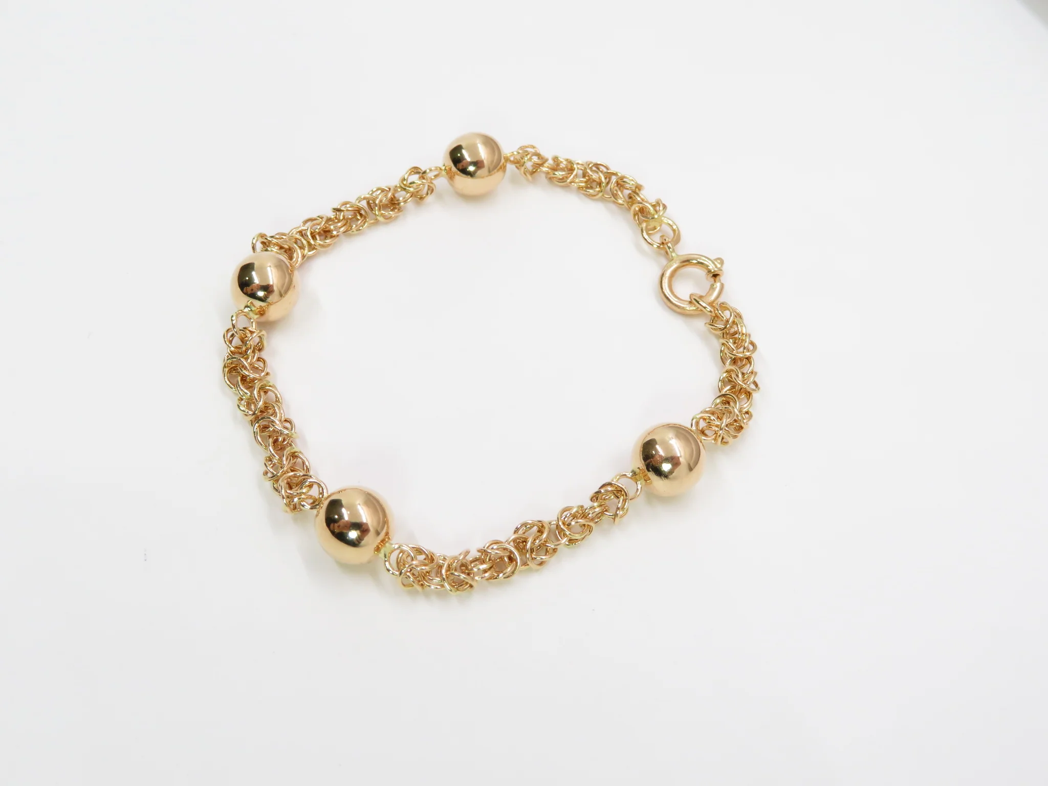 19.25k Yellow Gold Interlocking Ball Bracelet - Image 7