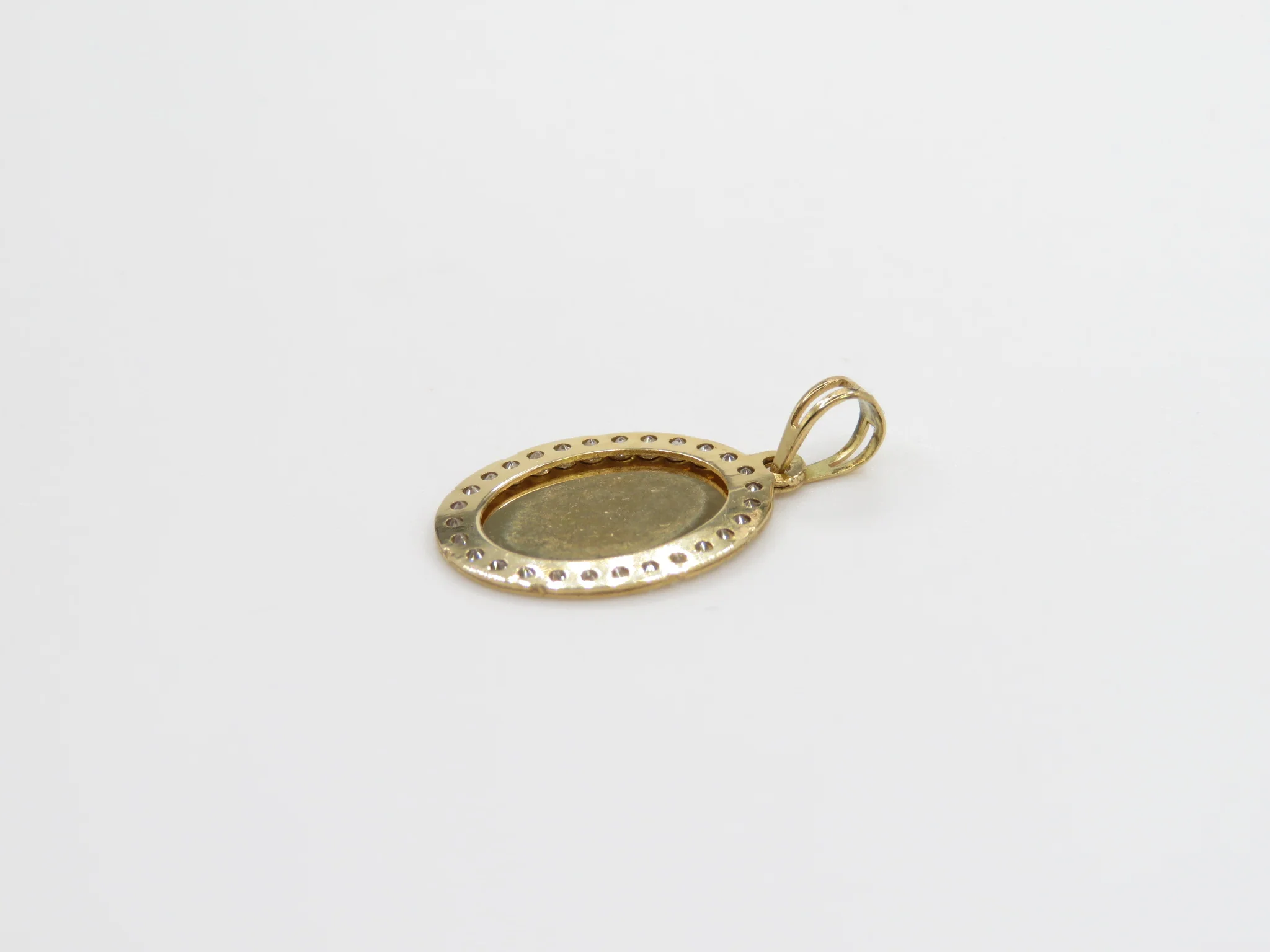 19.25k Yellow Gold Oval Tag Pendant - Image 3