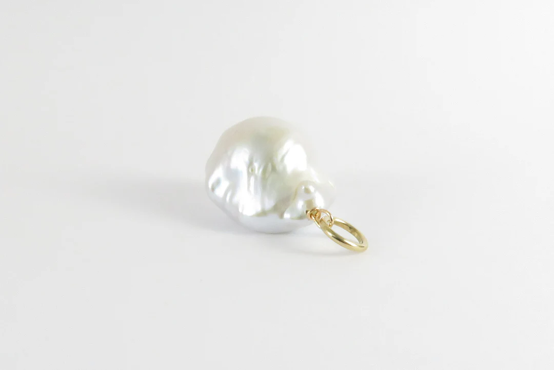 Baroque Pearl Pendant - Image 3