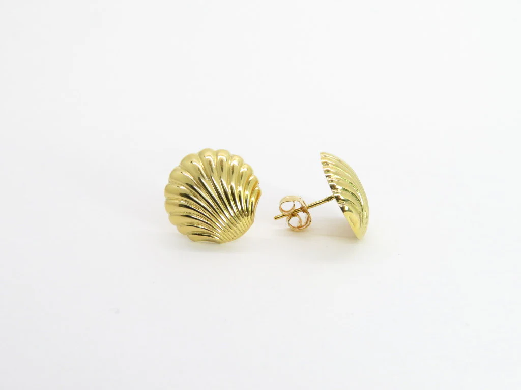 19.25k Yellow Gold Seashell Studs - Image 3