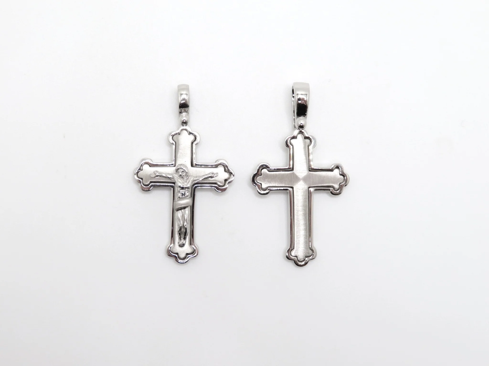 Sterling Silver Mid Size Budded Cross Pendant - Image 9