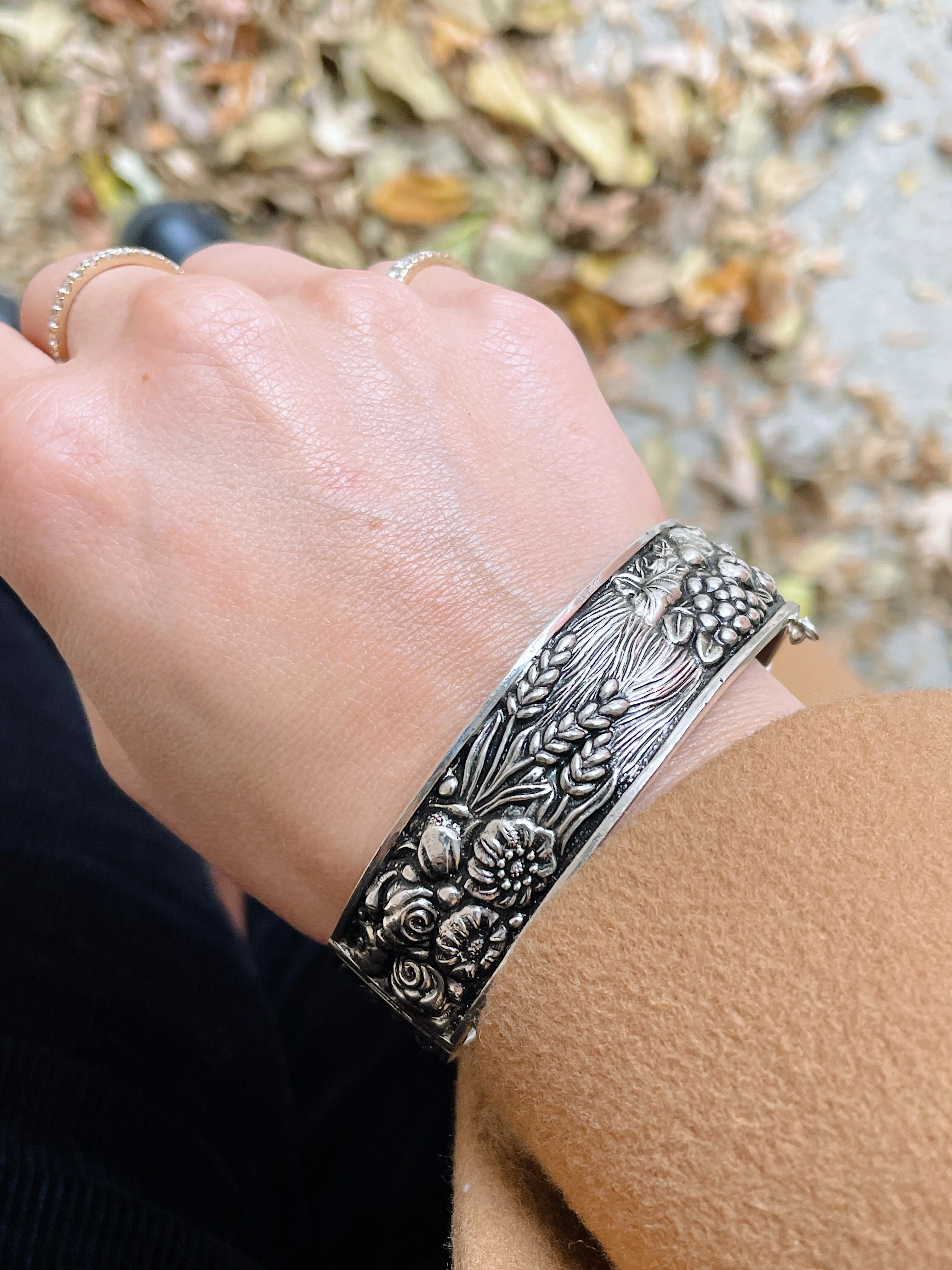 Sterling Silver Heritage Bangle - Image 7