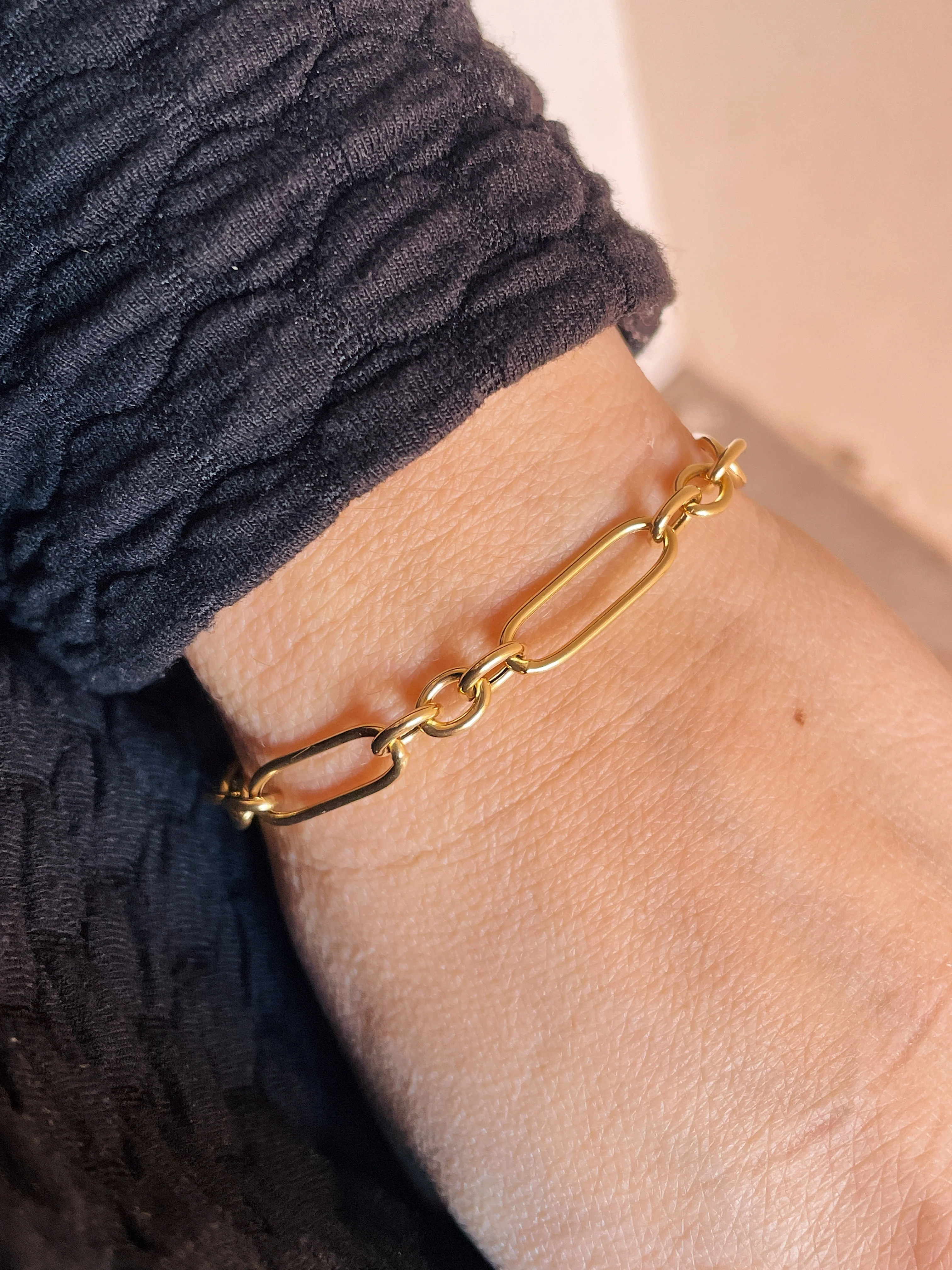 Sterling Silver Round Tube Paperclip Bracelet - Image 6