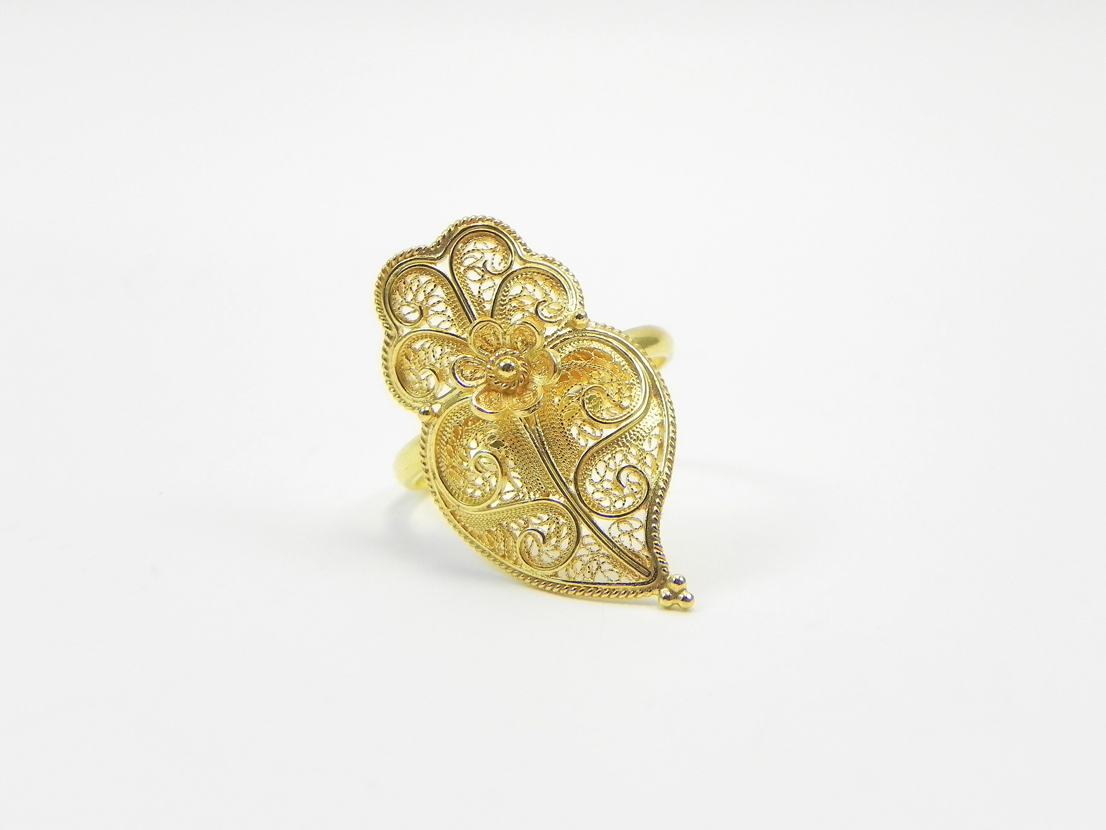 19.25k Heart of Viana Ring